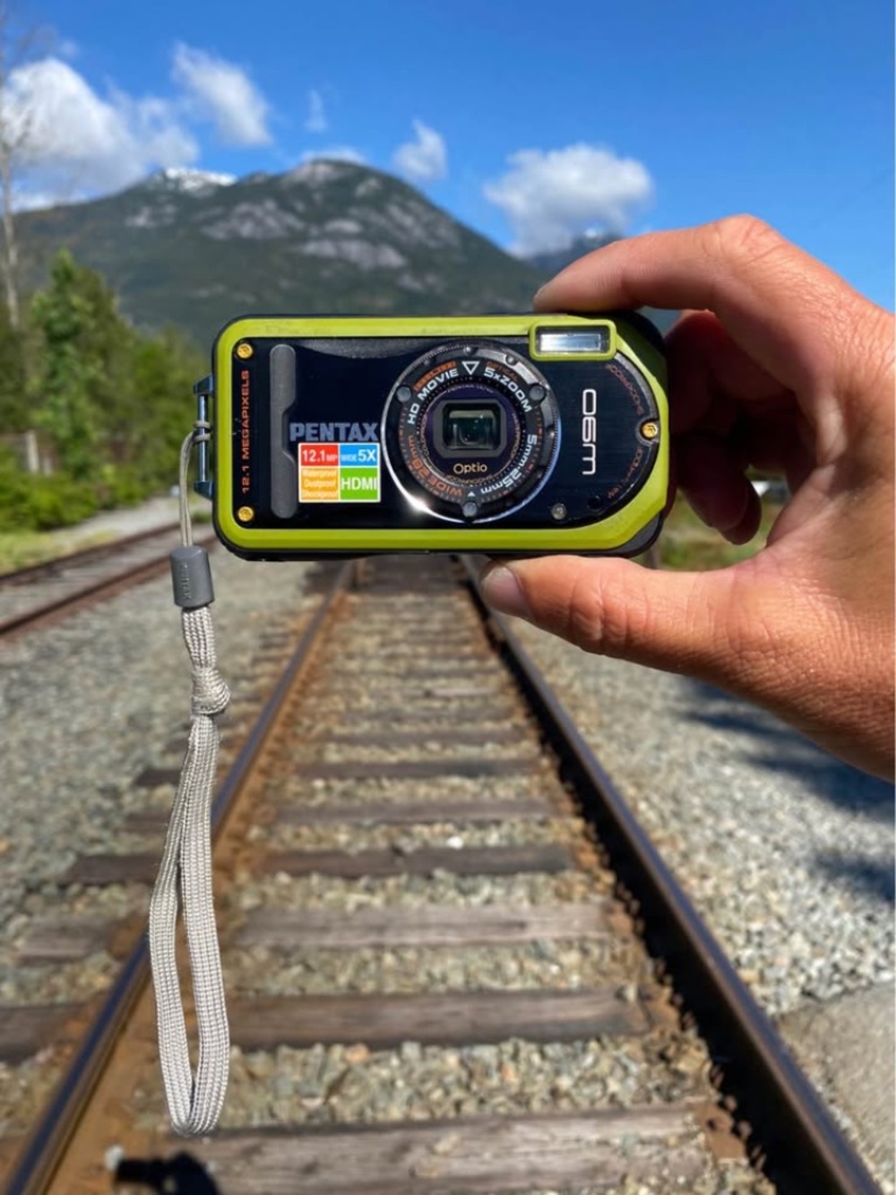 LIFE-PROOF PENTAX OPTIO W90 12.1 MP CCD Digital Camera